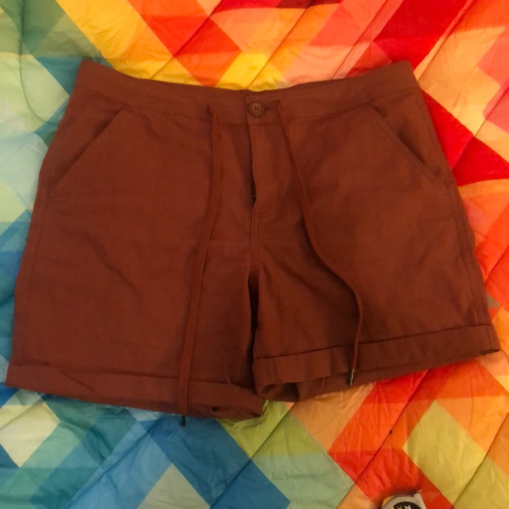 Eddie Bauer Rust Color Drawstring Hike Shorts, used only a couple times. Sz 8